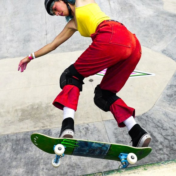 VENICE BEACH THROW BACK WRANGLER 70TH ANNIVERSARY CROPPED SKATER JEANS NWT 29 - Picture 5 of 7